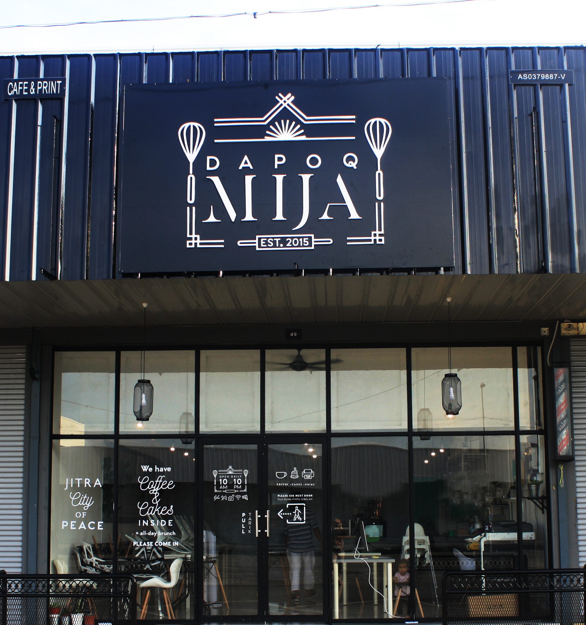 Dapoq-Mija-Front-shop